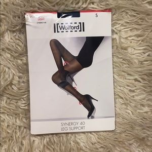 Wolford Synergy 40 Leg Support Tights NWT